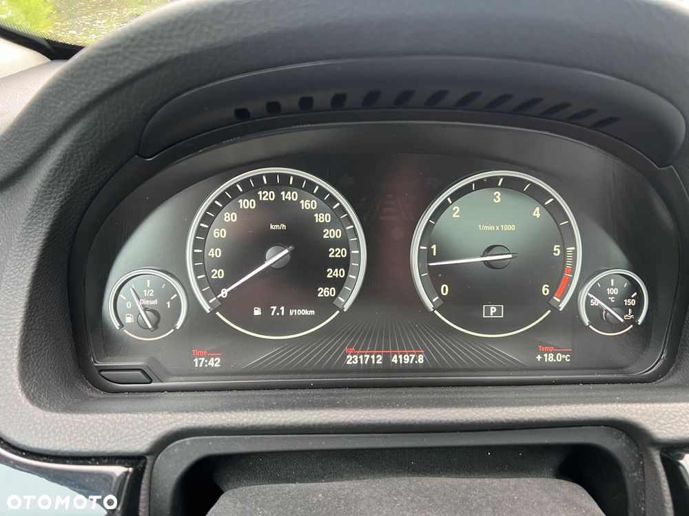 BMW 5GT 535d xDrive Luxury Line - 9
