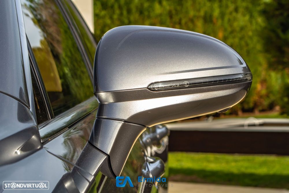 Bentley Flying Spur - 11