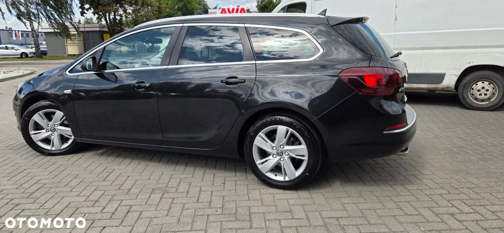 Opel Astra 2.0 CDTI ecoFLEX Start/Stop Exklusiv - 10