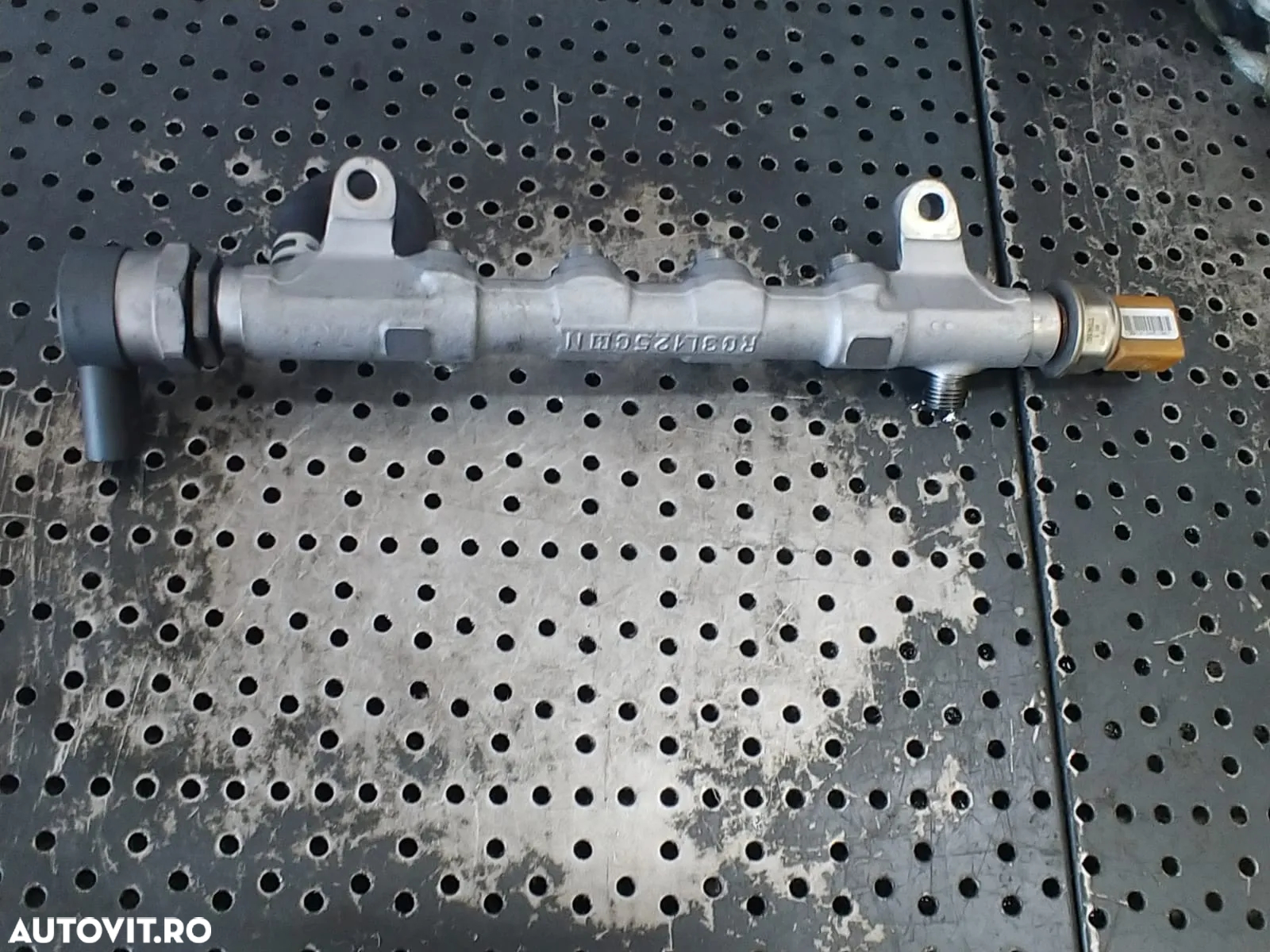 Rampa injectoare cu senzor audi a4 b8 8k audi a5 a6 seat exeo vw golf 6 2.0 tdi 03l130089q - 2