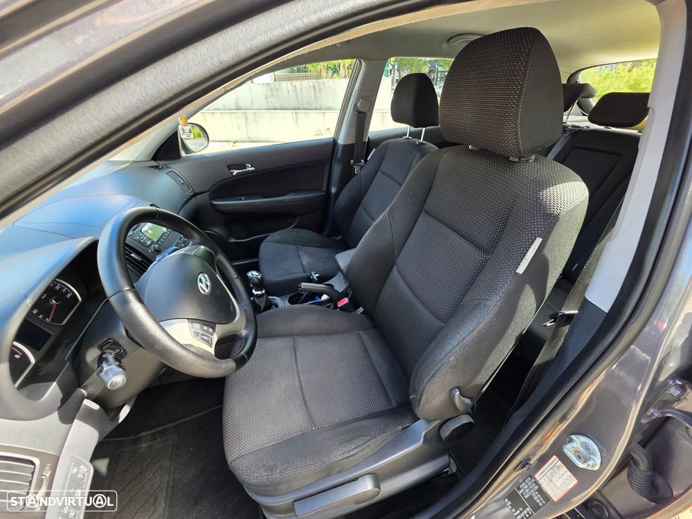 Hyundai i30 1.4 CVVT Blue Comfort - 26