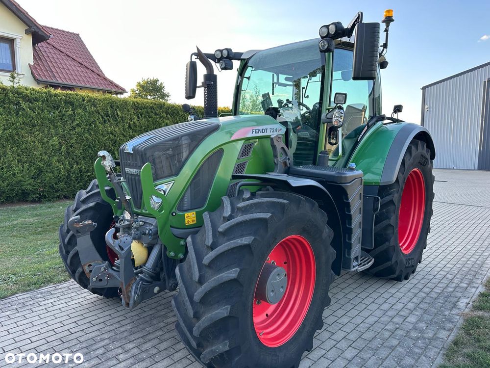 Fendt 724 S4 Vario - 6