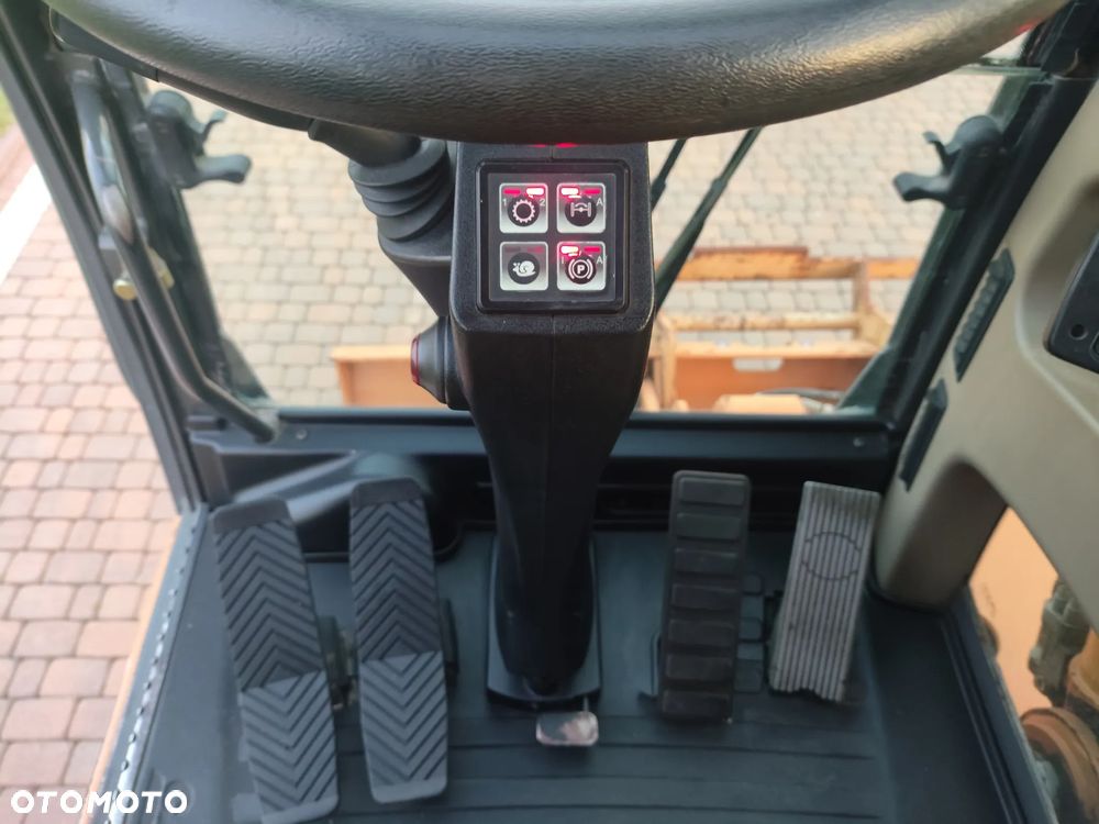 Case WX 145 /KOPARKA KOŁOWA / SPROWADZONA / - 27