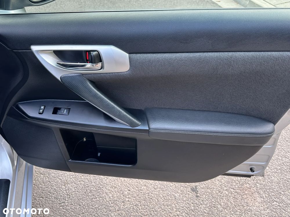 Lexus CT 200h Elegance - 26