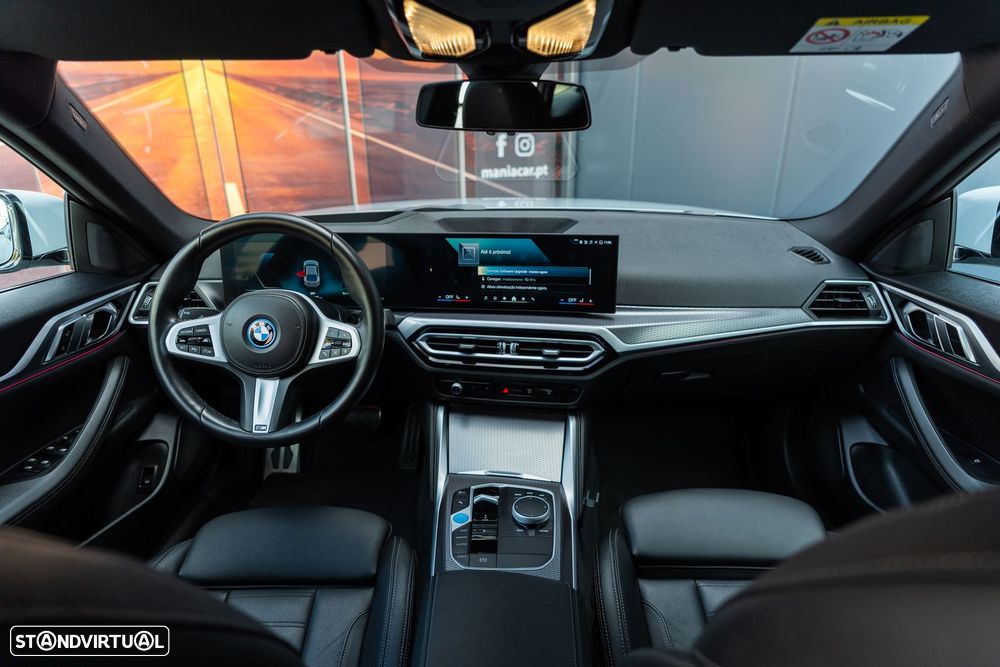 BMW i4 eDrive40 Desportiva M - 11