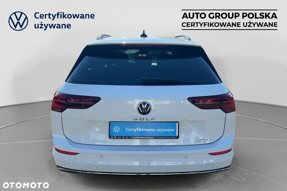 Volkswagen Golf - 5