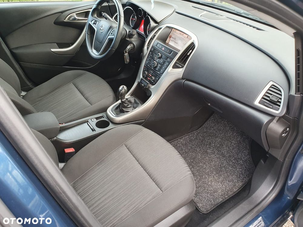 Opel Astra 1.4 Turbo Design Edition - 34