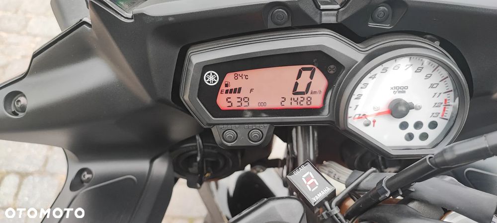 Yamaha FZ8 - 5