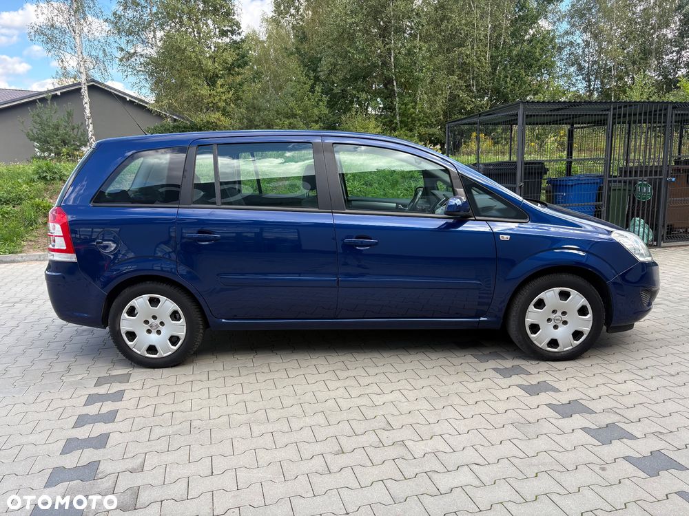 Opel Zafira 1.8 Essentia EU5 - 4
