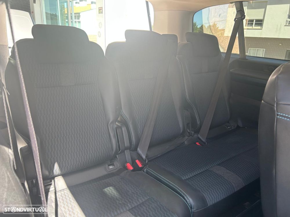 Peugeot Traveller 1.5 BlueHDi L3H1 Allure Long - 23