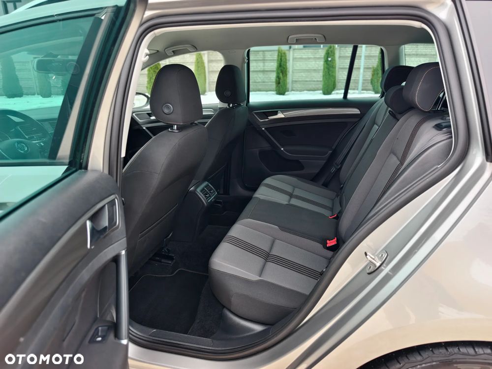 Volkswagen Golf 2.0 TDI BlueMotion Technology Allstar - 10