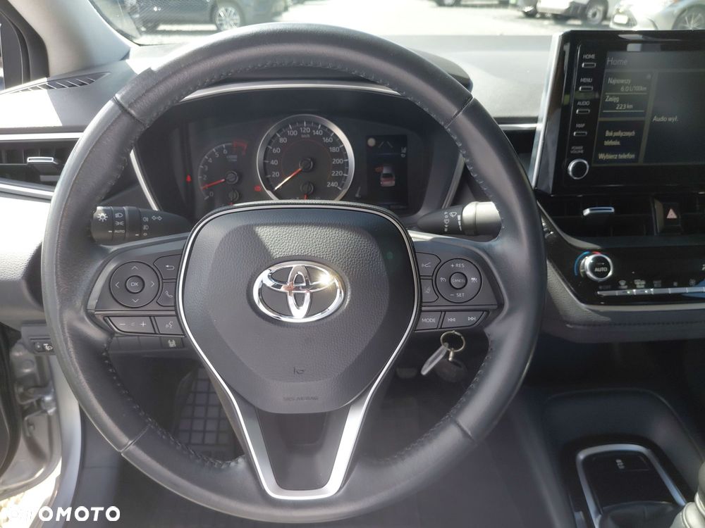 Toyota Corolla - 16