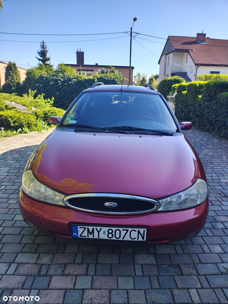Ford Mondeo - 1
