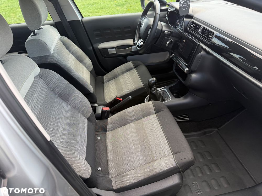 Citroën C3 Pure Tech 82 SHINE - 17