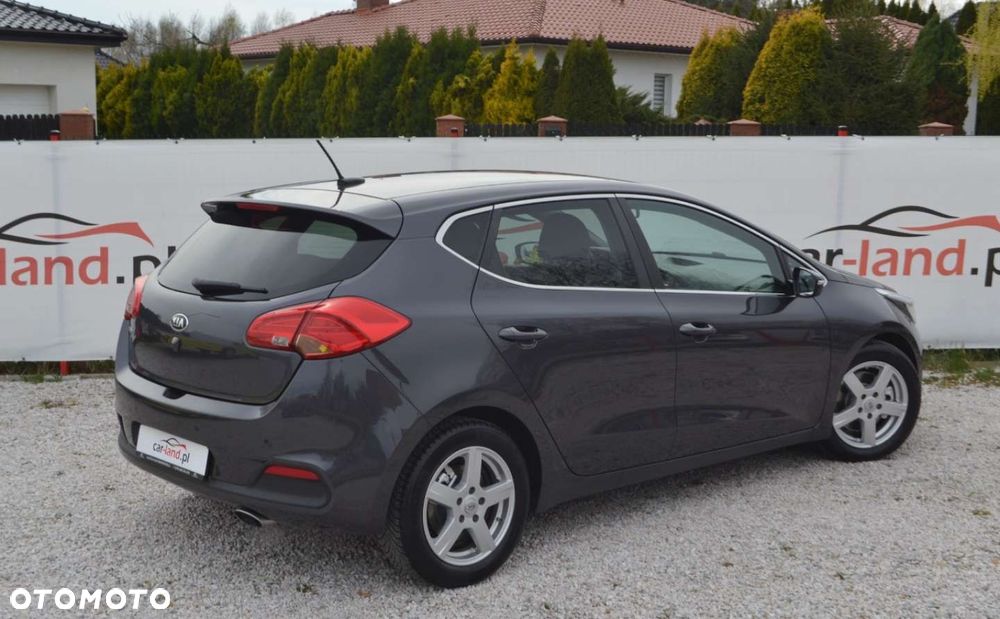 Kia Ceed 1.6 GDI DCT Platinum Edition - 15