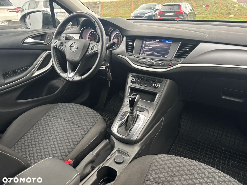 Opel Astra 1.4 T Edition S&S - 19