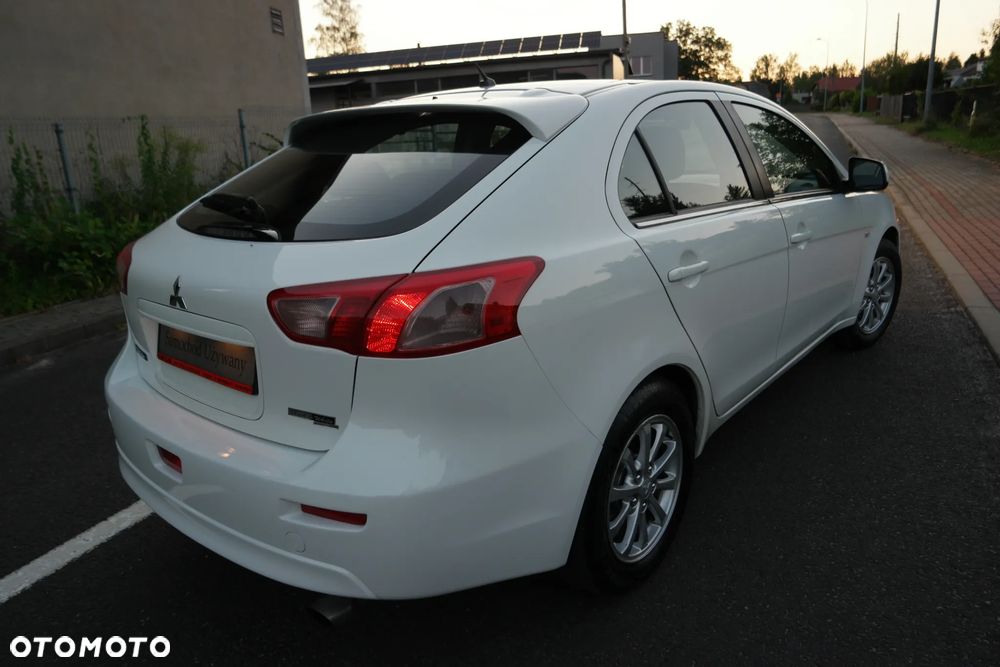 Mitsubishi Lancer - 2