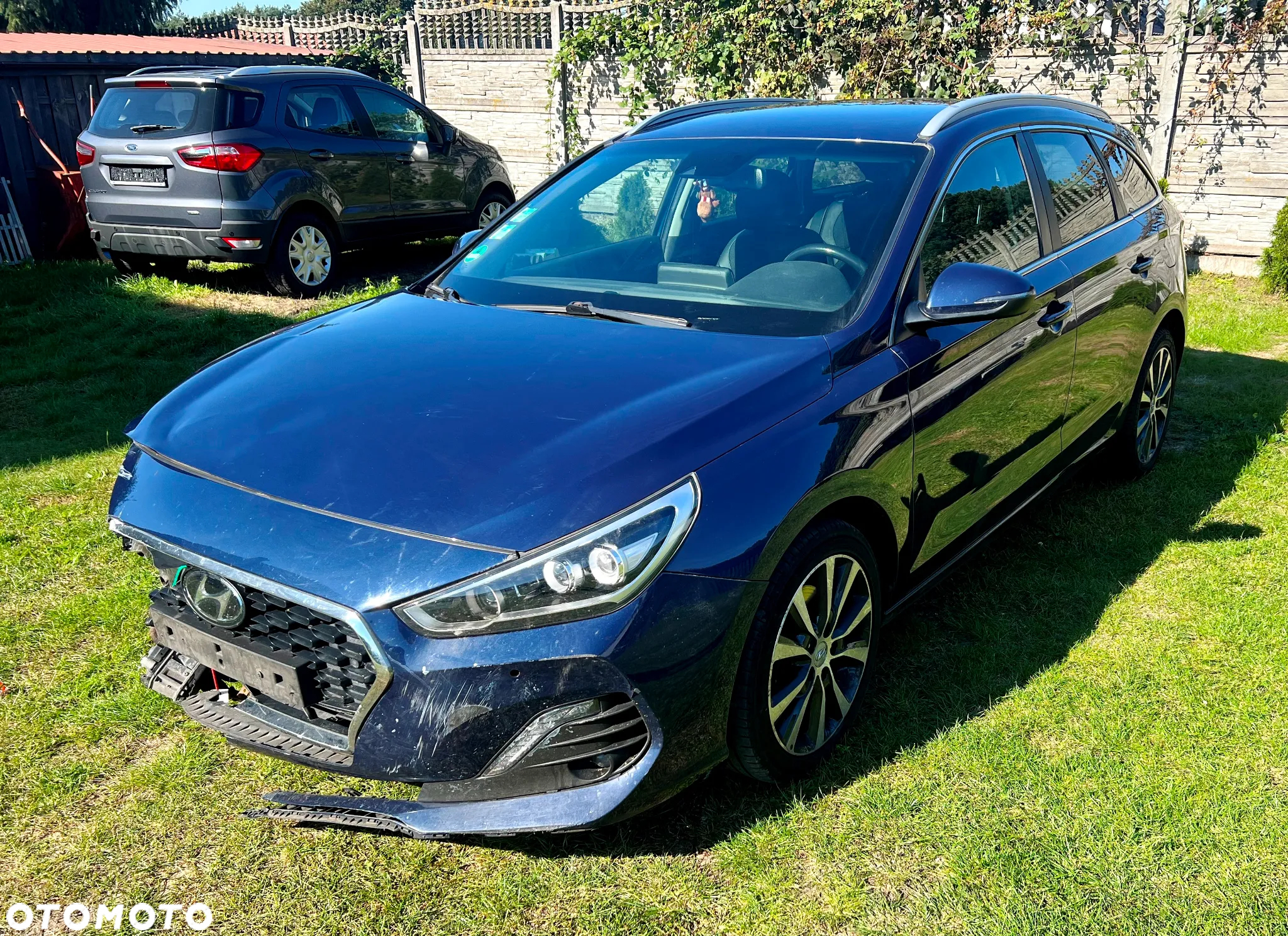 Hyundai i30 1.6 D Premiere Luxury - 4