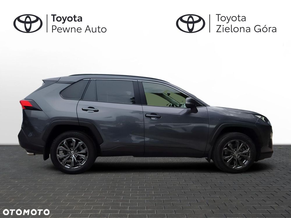 Toyota RAV4 - 6