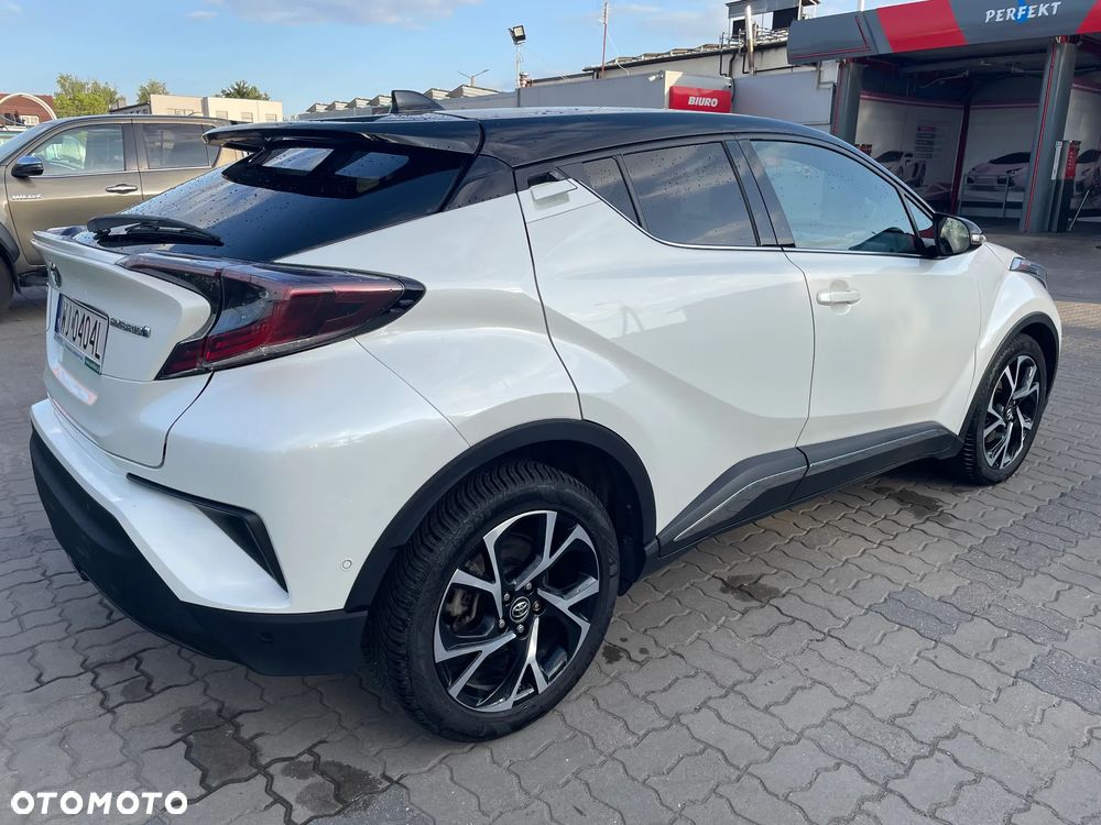 Toyota C-HR - 11