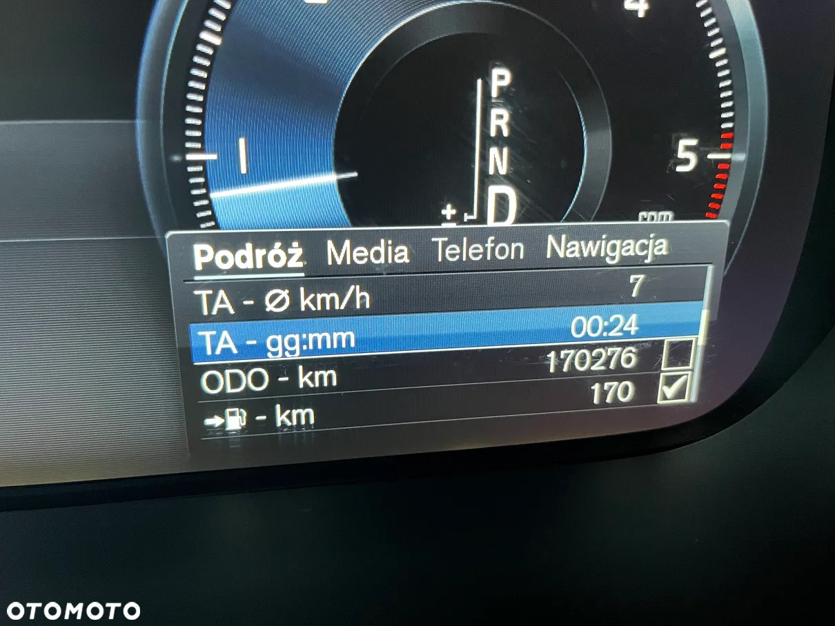 Volvo XC 60 D5 SCR AWD R-Design - 30