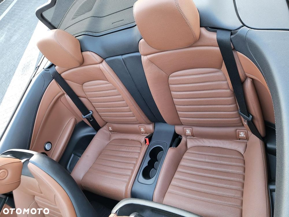 Mercedes-Benz Klasa C 43 AMG 4MATIC - 32