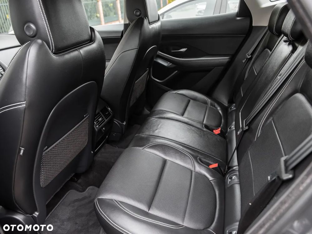 Jaguar E-Pace P250 AWD R-Dynamic SE - 28