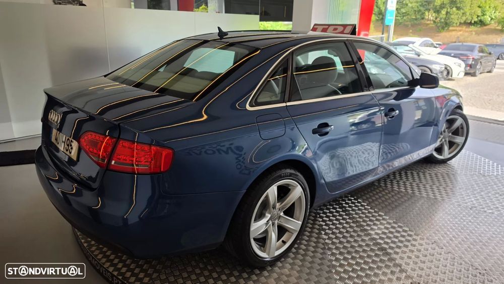 Audi A4 2.0 TDI multitronic - 24