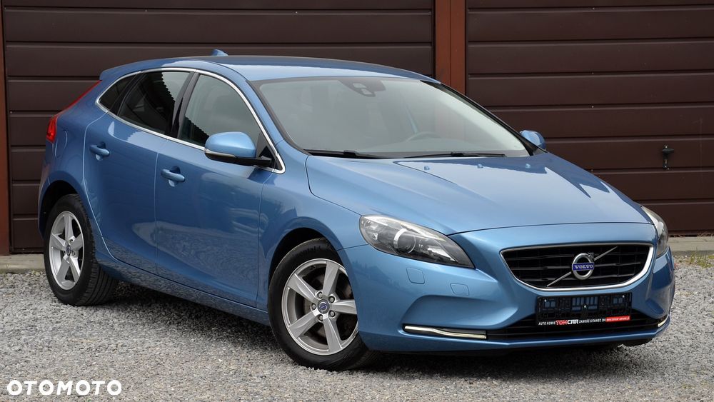 Volvo V40 T2 - 1