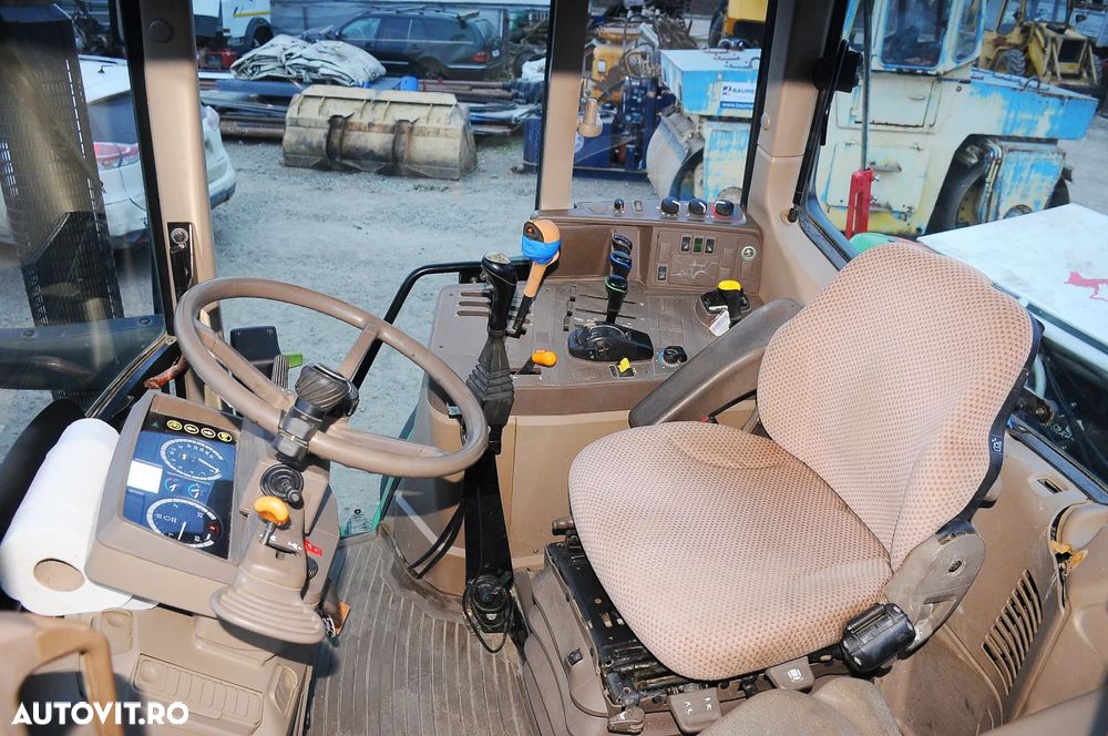 John Deere 6150M Tractor cu incarcator frontal lame si cupa - 4