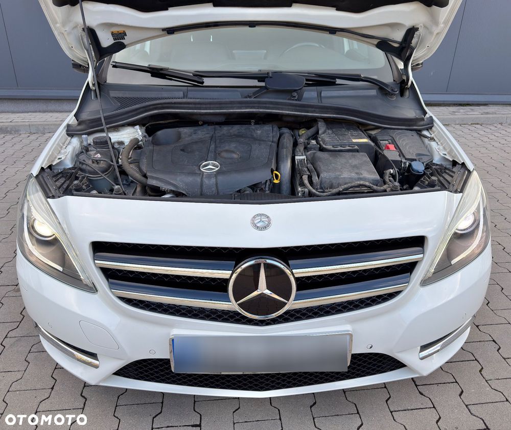Mercedes-Benz Klasa B 200 CDI (BlueEFFICIENCY) - 34
