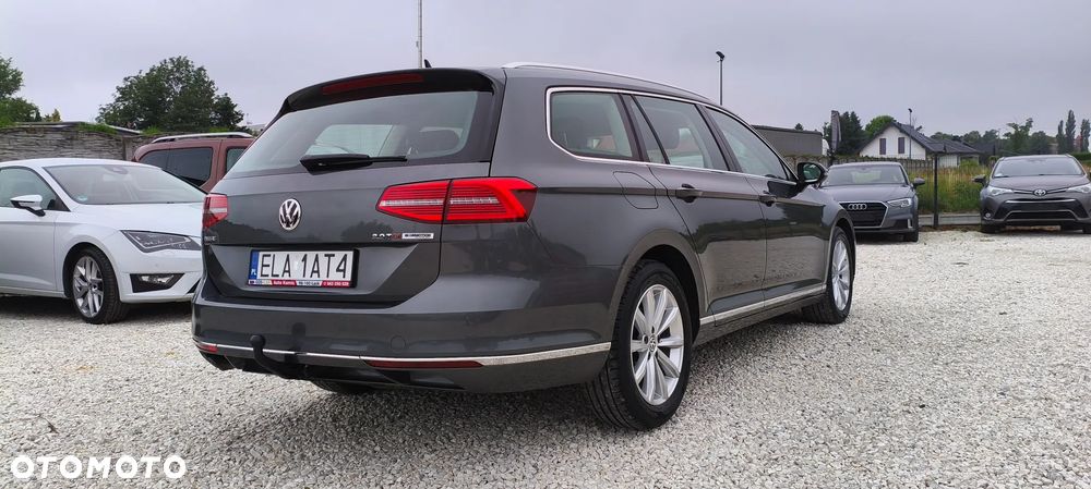 Volkswagen Passat 2.0 TDI SCR DSG Highline - 16