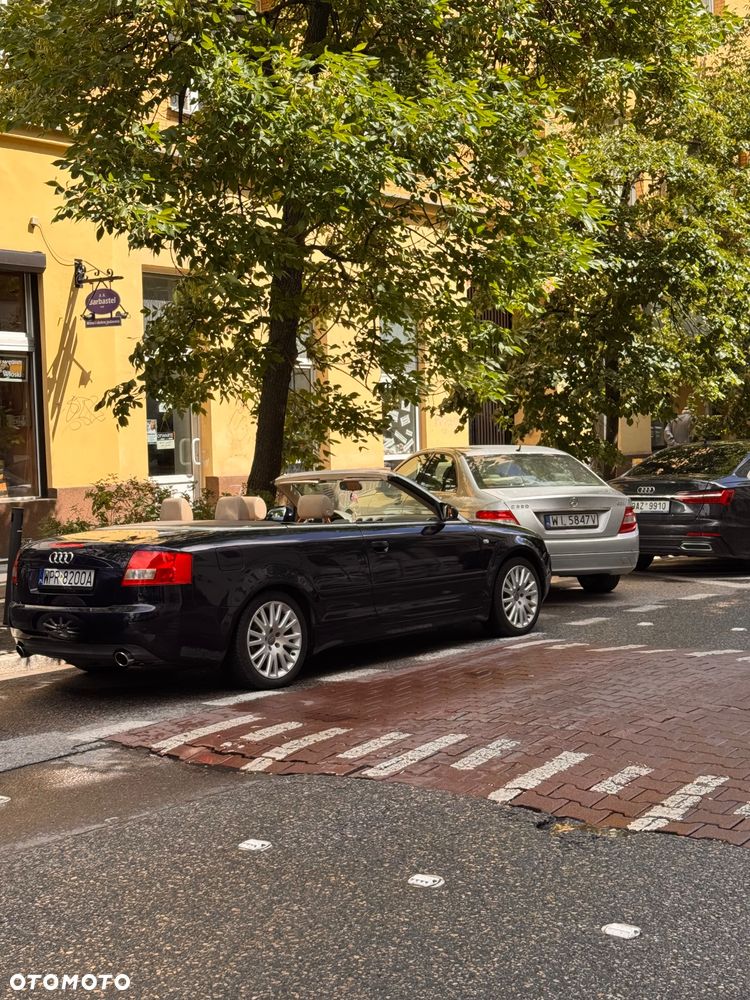 Audi A4 Cabrio 2.4 - 3