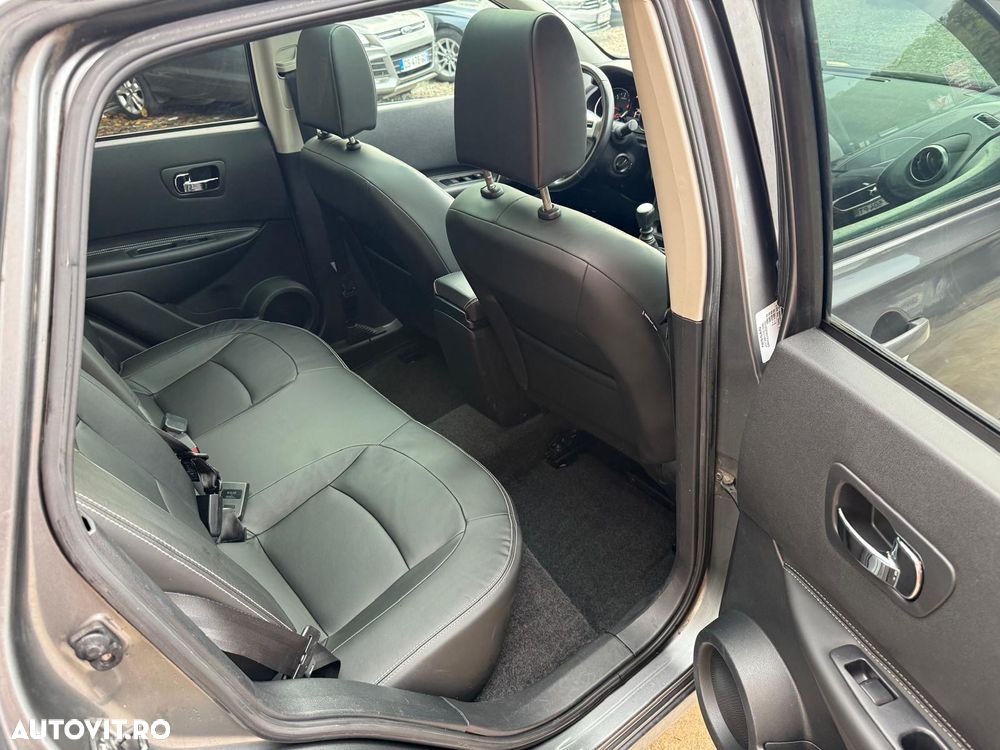 Nissan Qashqai 1.6 DCI TEKNA+ - 24
