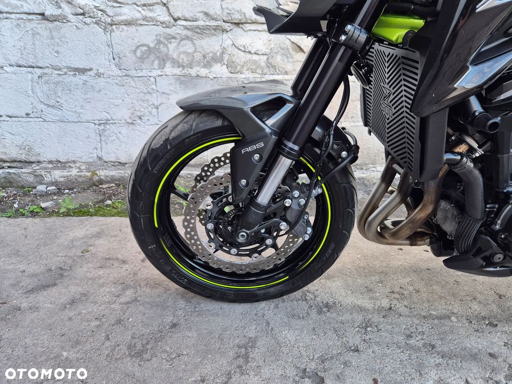 Kawasaki Z 900 - 24
