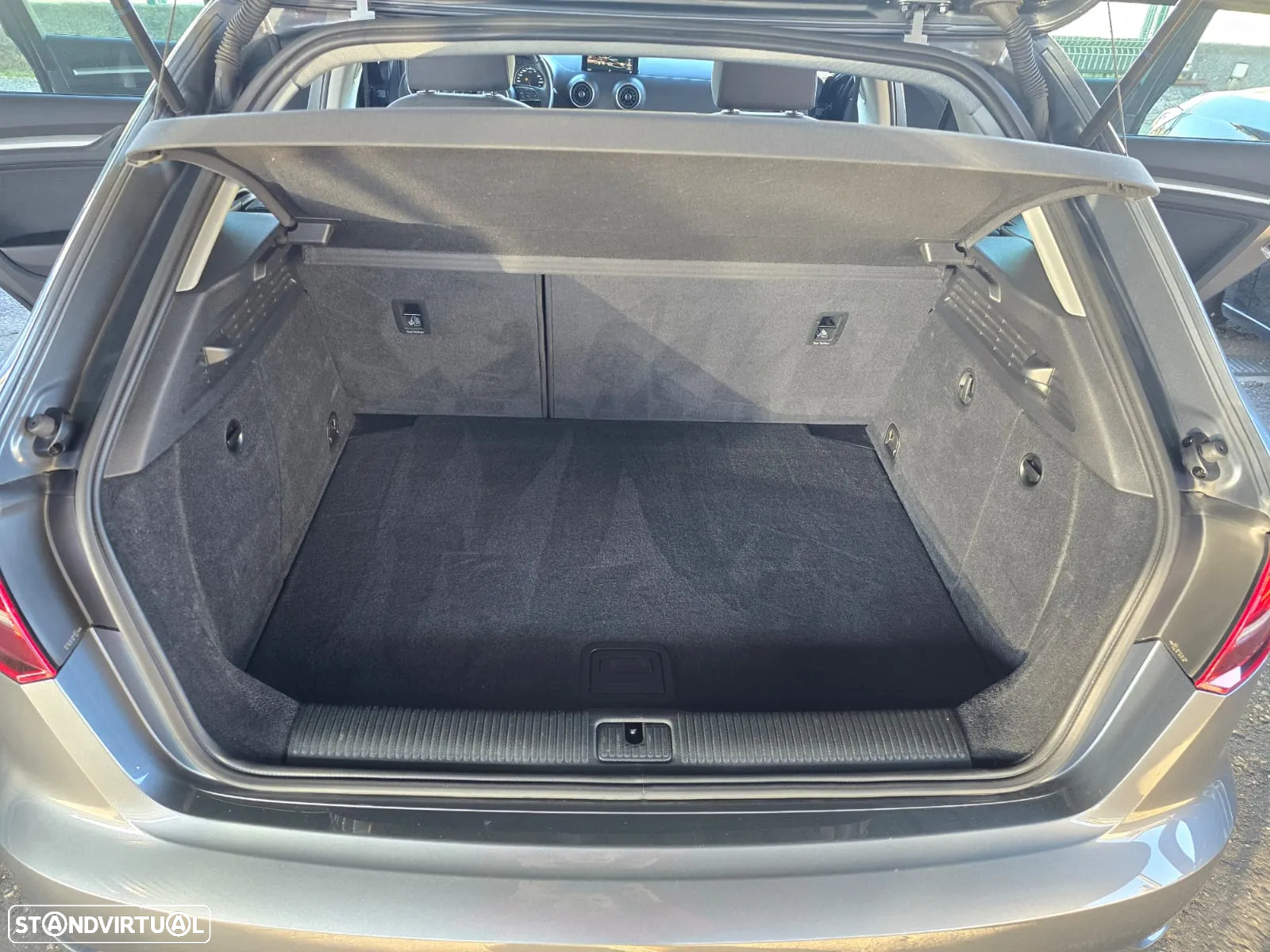 Audi A3 Sportback 30 TDI Design - 24