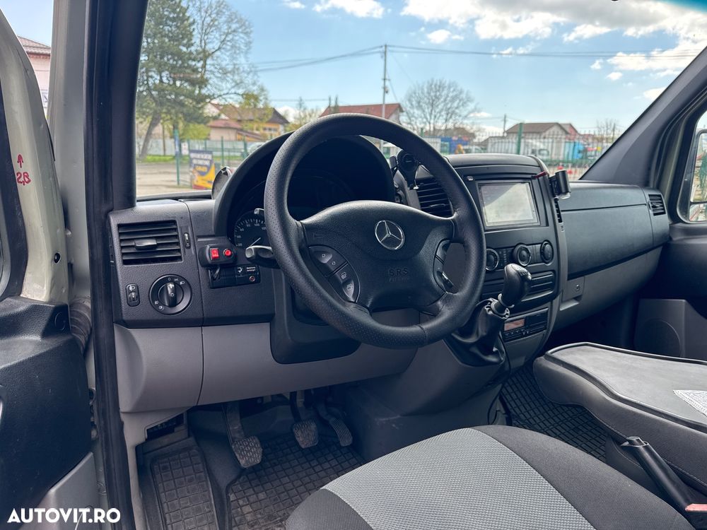 Mercedes-Benz Sprinter - 6