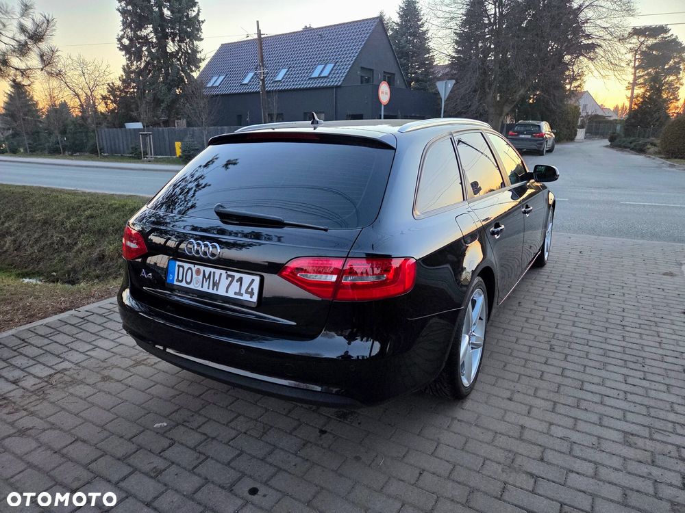 Audi A4 Avant 2.0 TDI DPF Ambiente - 9