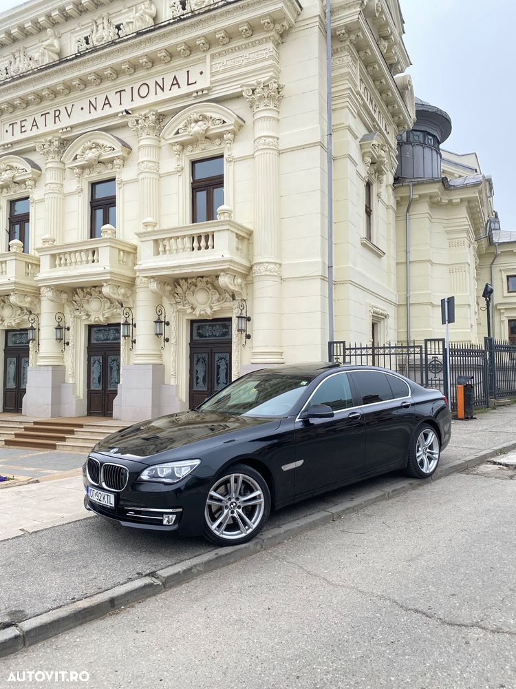 BMW Seria 7 730d xDrive - 11