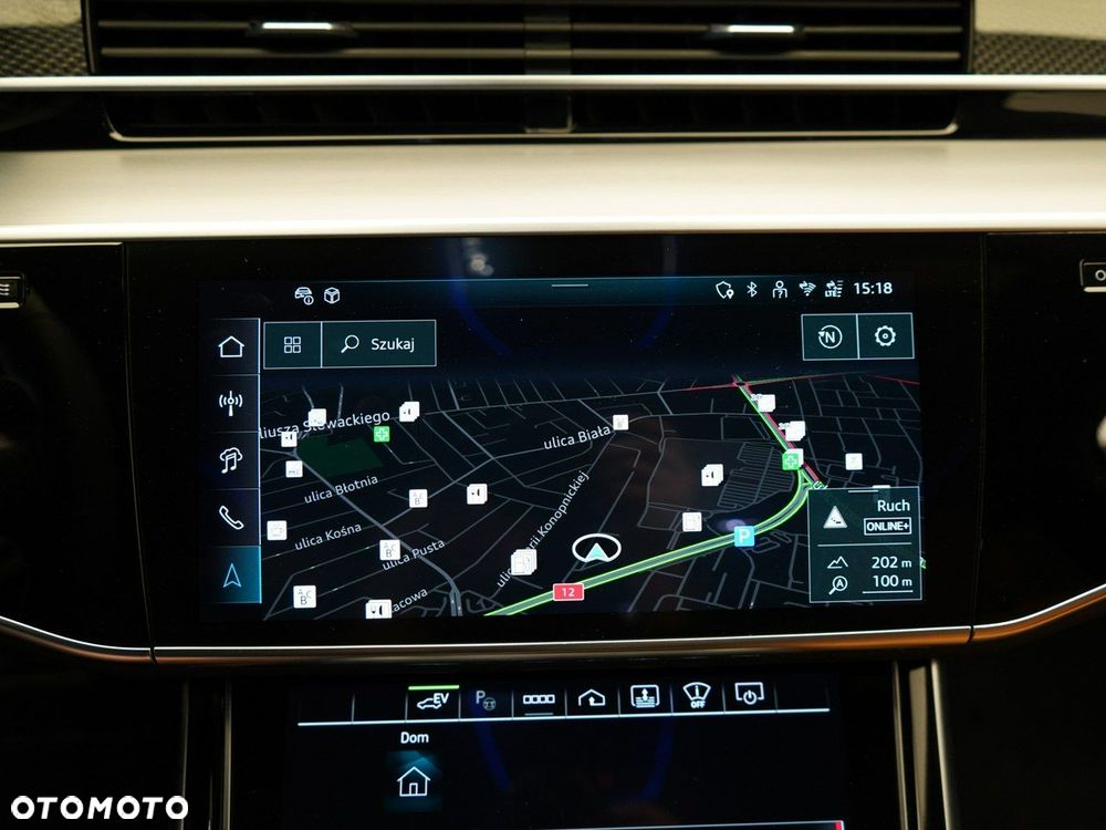Audi A8 - 30