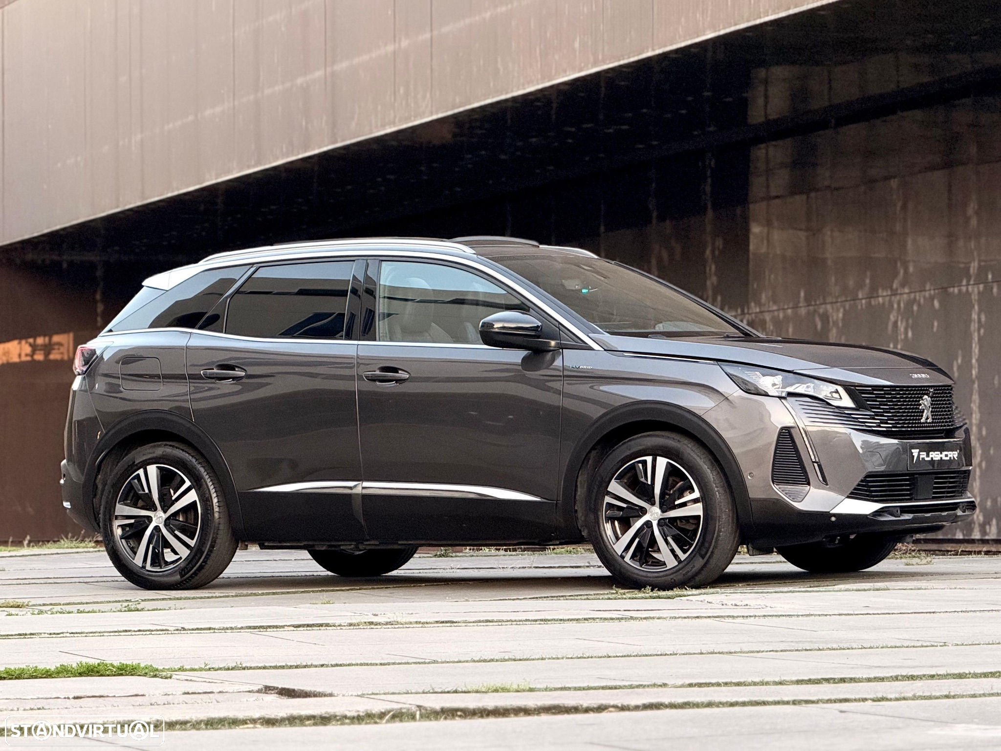 Peugeot 3008 1.6 Hybrid GT Pack e-EAT8 - 36