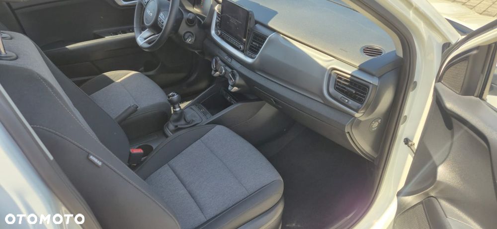 Kia Stonic 1.2 Vision - 12