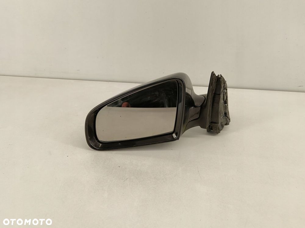 LUSTERKO LEWE PRZEDNIE AUDI A4 B7 5 PIN - 3