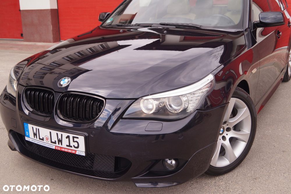 BMW Seria 5 525d Edition Sport - 8