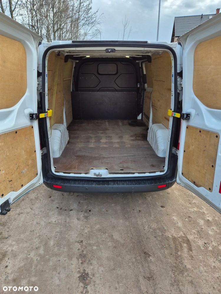 Ford TRANSIT CUSTOM - 16