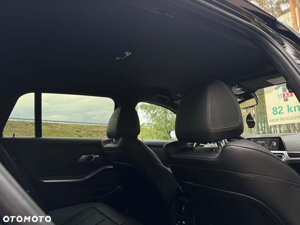 BMW Seria 3 320d Luxury Line Purity sport - 30
