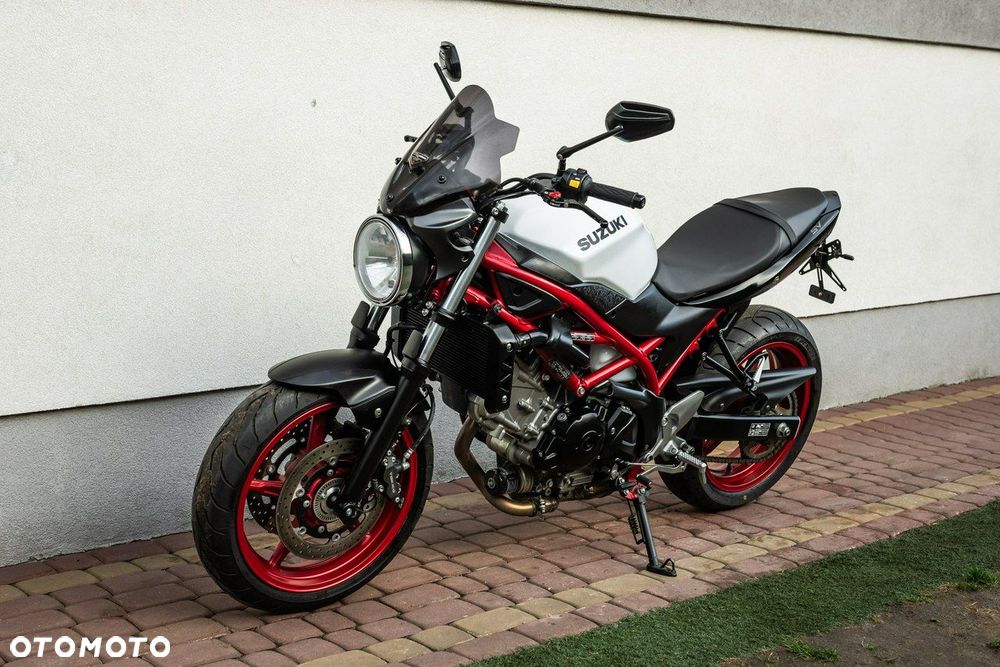 Suzuki SV - 7