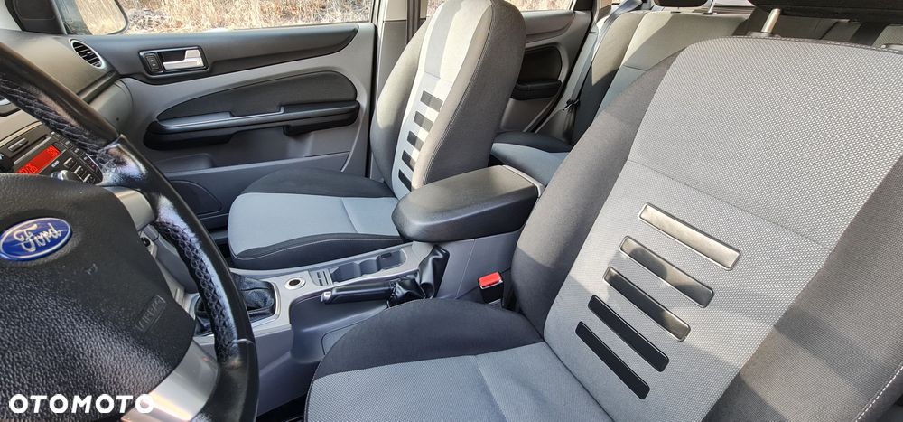 Ford Focus 1.6 TDCi Trend - 6