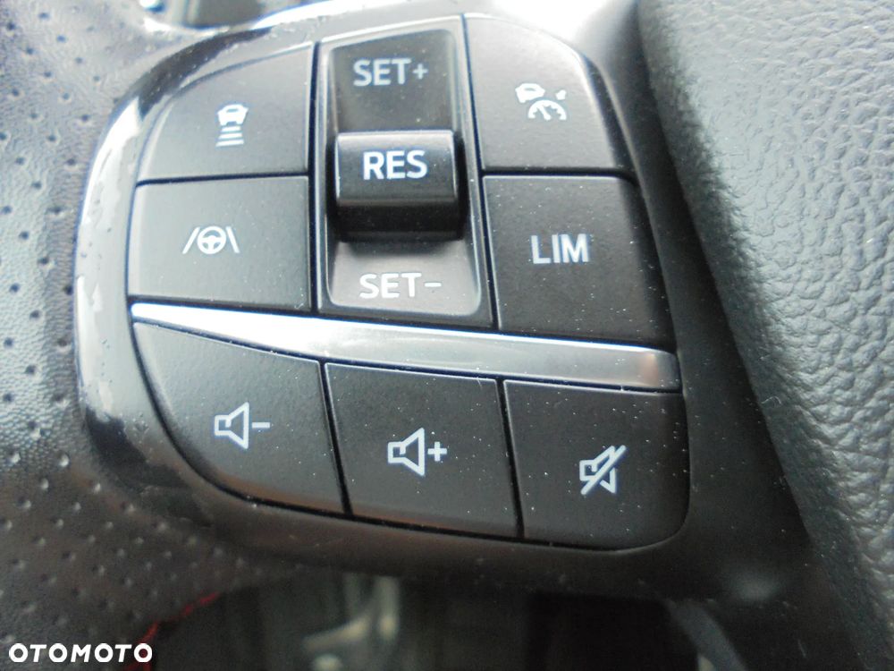 Ford Kuga 2.0 EcoBlue 4x4 ST-LINE X - 21
