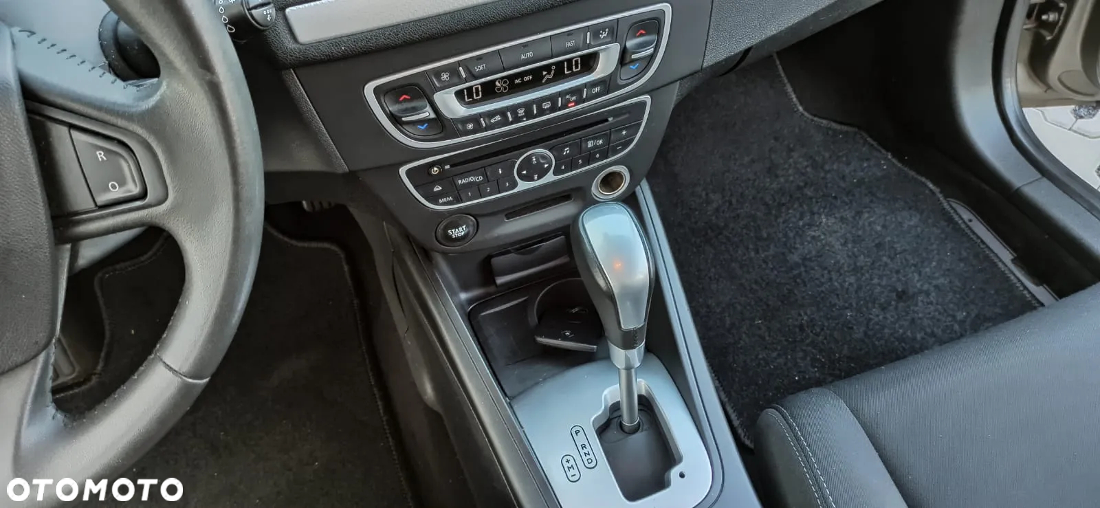 Renault Megane Grandtour 2.0 140 CVT Dynamique - 8